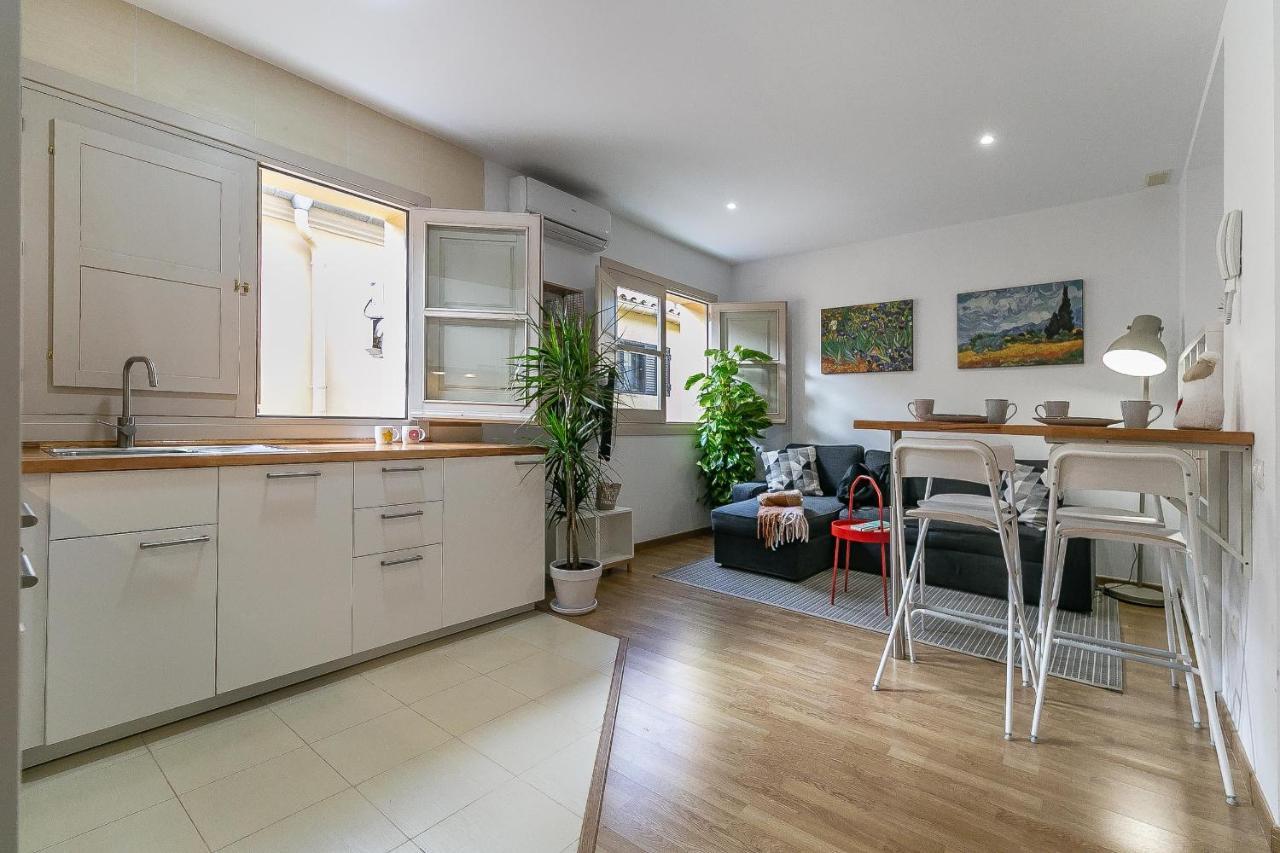 Central Malaga Apartment At Mitjana Plaza Zewnętrze zdjęcie