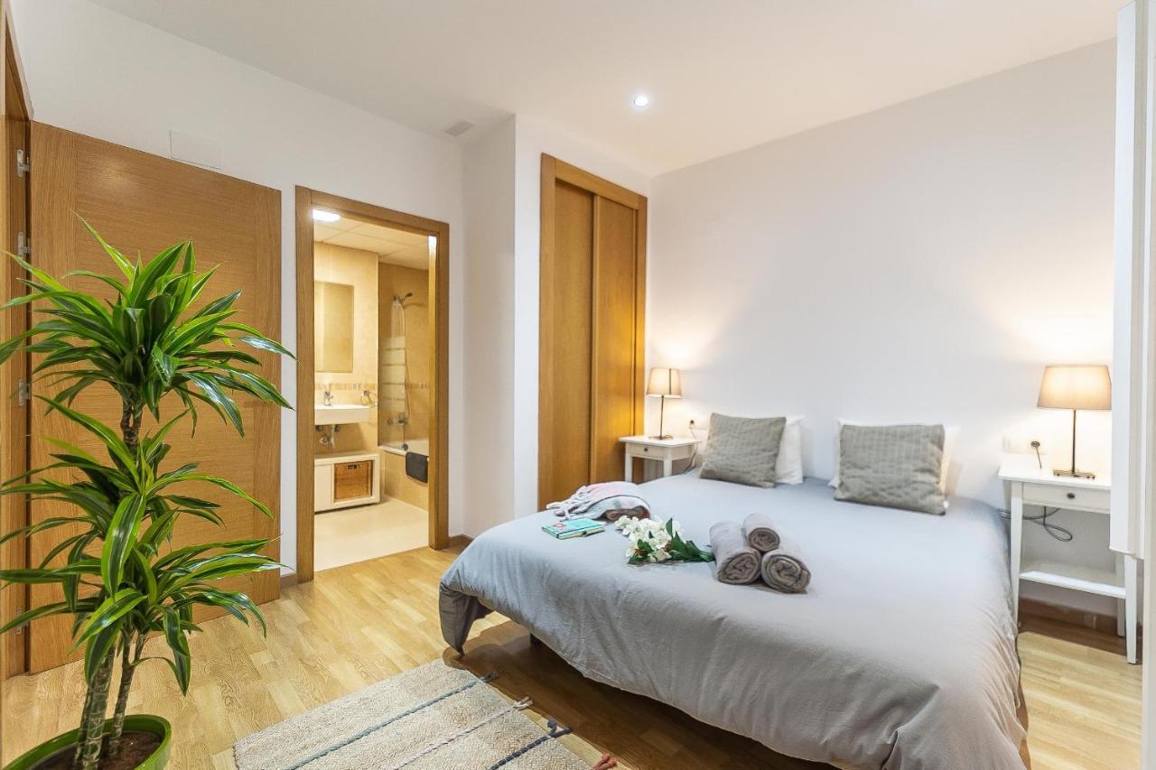 Central Malaga Apartment At Mitjana Plaza Zewnętrze zdjęcie
