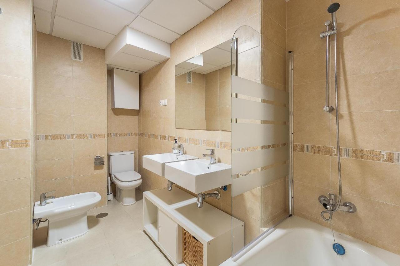 Central Malaga Apartment At Mitjana Plaza Zewnętrze zdjęcie