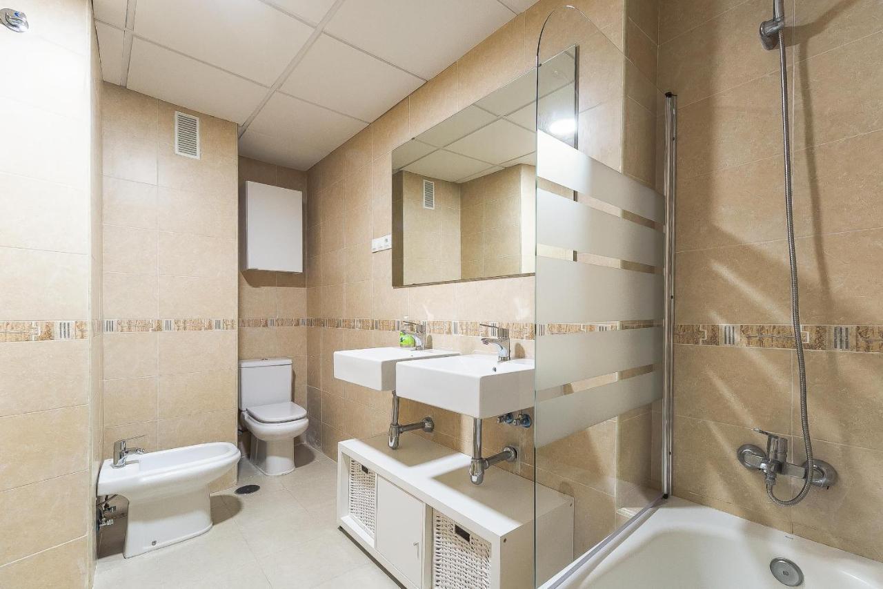 Central Malaga Apartment At Mitjana Plaza Zewnętrze zdjęcie