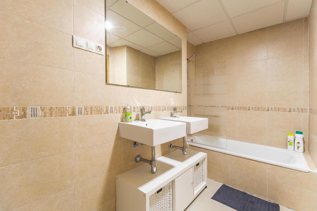 Central Malaga Apartment At Mitjana Plaza Zewnętrze zdjęcie