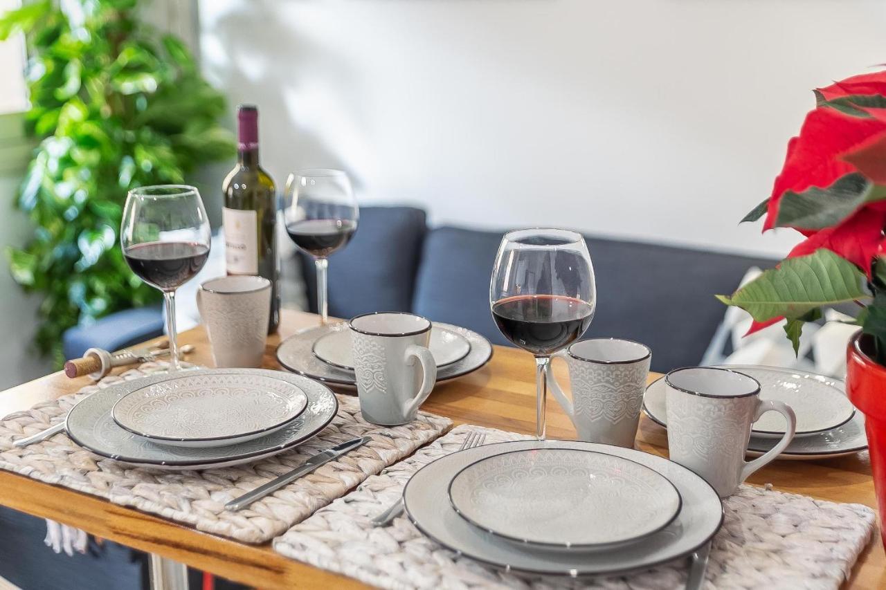 Central Malaga Apartment At Mitjana Plaza Zewnętrze zdjęcie